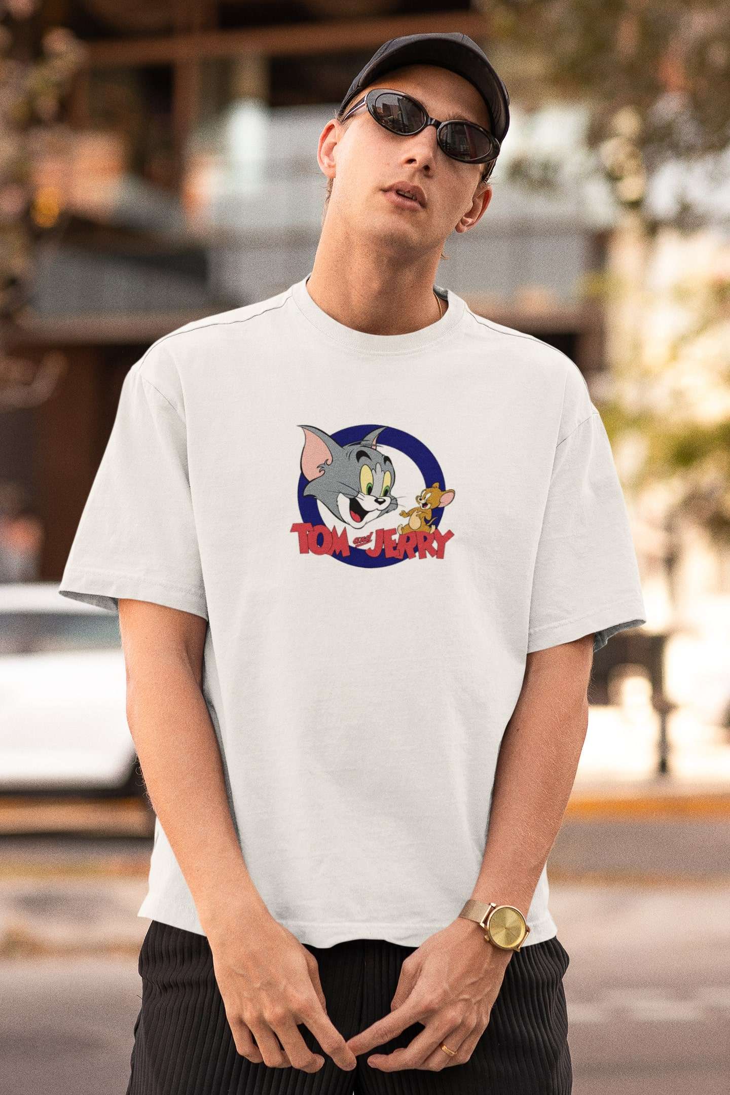 mockup-of-a-man-wearing-an-oversized-t-shirt-and-sunglasses-m25272 (3) Buy Oversized Tshirts online